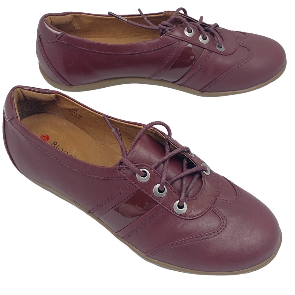 Blondo Mao Red Leather Lace Up Oxford Flats